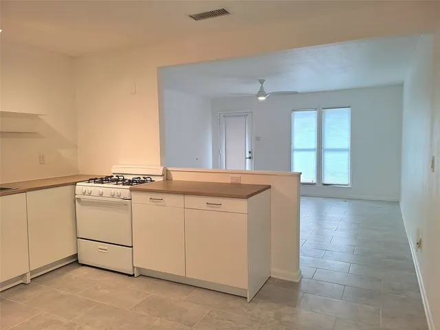 $1,700 | 6216 Hogan Avenue, Austin, TX 78741