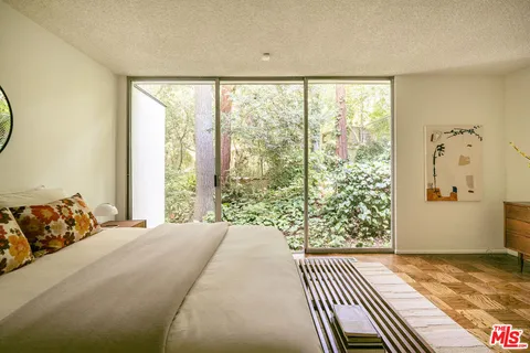 $3,790,000 | 832 Canon Drive, Pasadena, CA 91106