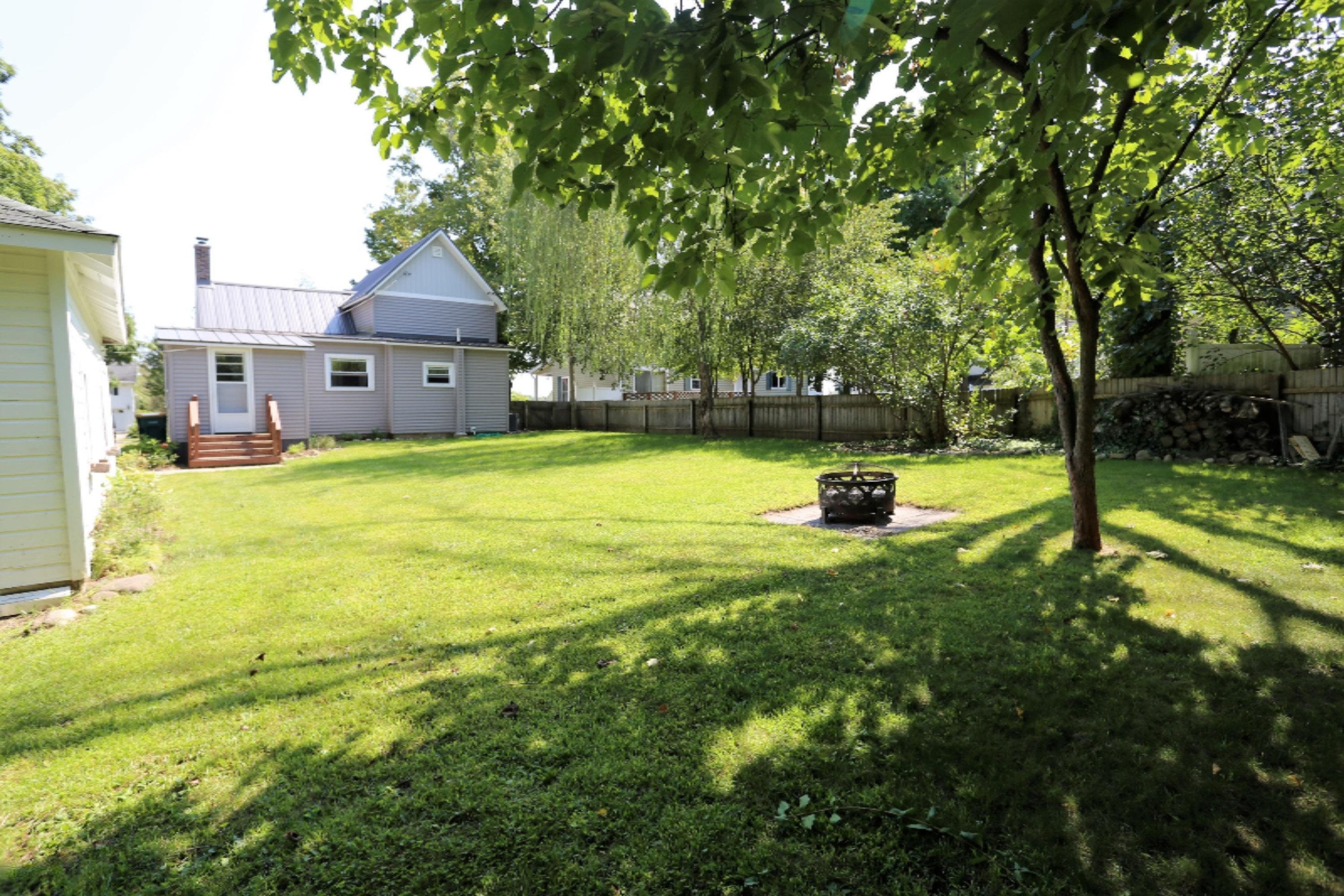 538 Maple Street Colon, MI 49040 - Photo 4 of 56 IMG_0423