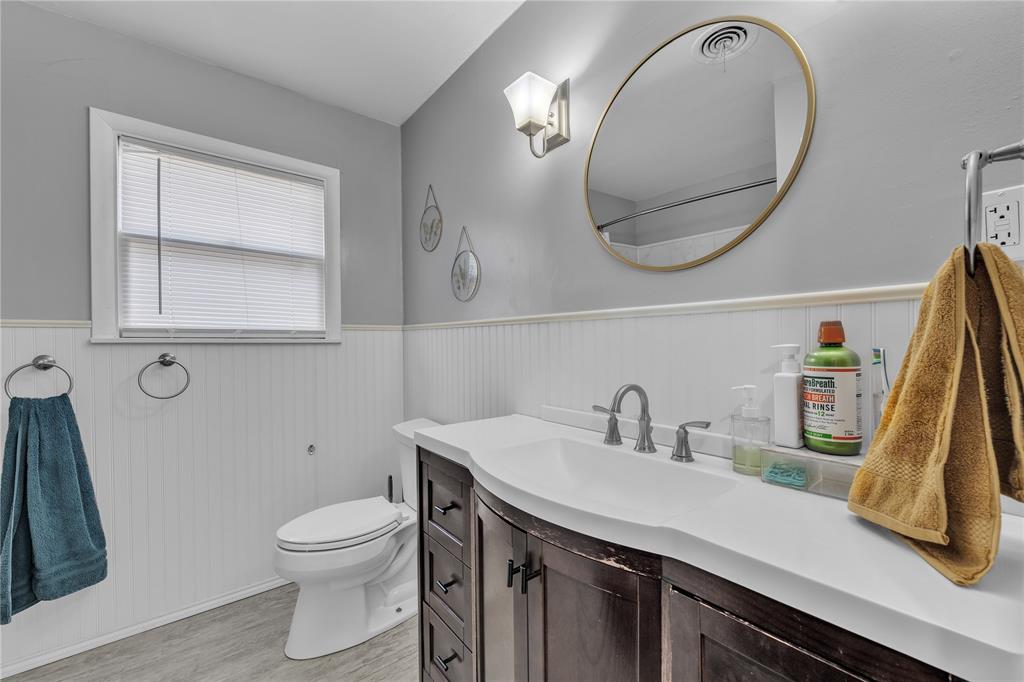 100 Rosedale Avenue Keene, TX 76059 - Photo 16 of 40