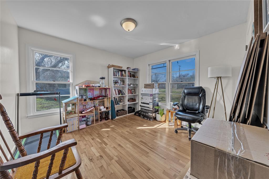 100 Rosedale Avenue Keene, TX 76059 - Photo 21 of 40