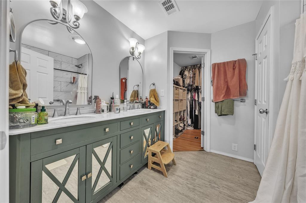 100 Rosedale Avenue Keene, TX 76059 - Photo 28 of 40