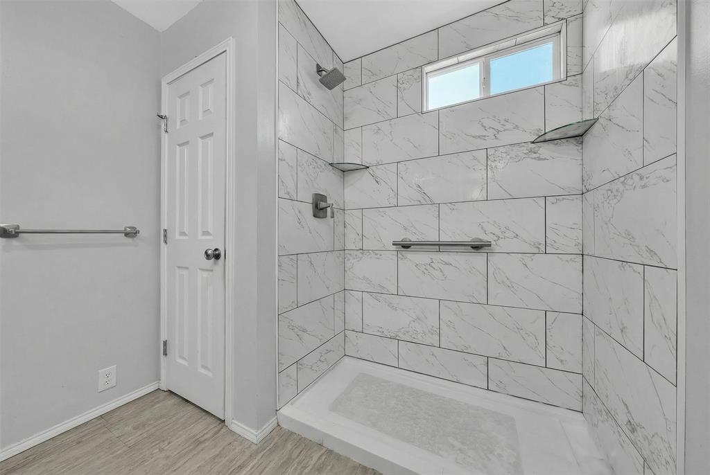 100 Rosedale Avenue Keene, TX 76059 - Photo 29 of 40