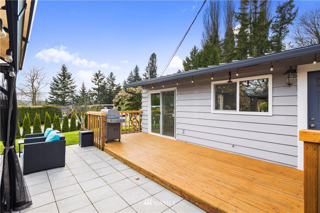 33 243rd Place Southeast Bothell, WA 98021 - Photo 20 of 28 a view of a terrace with chairs