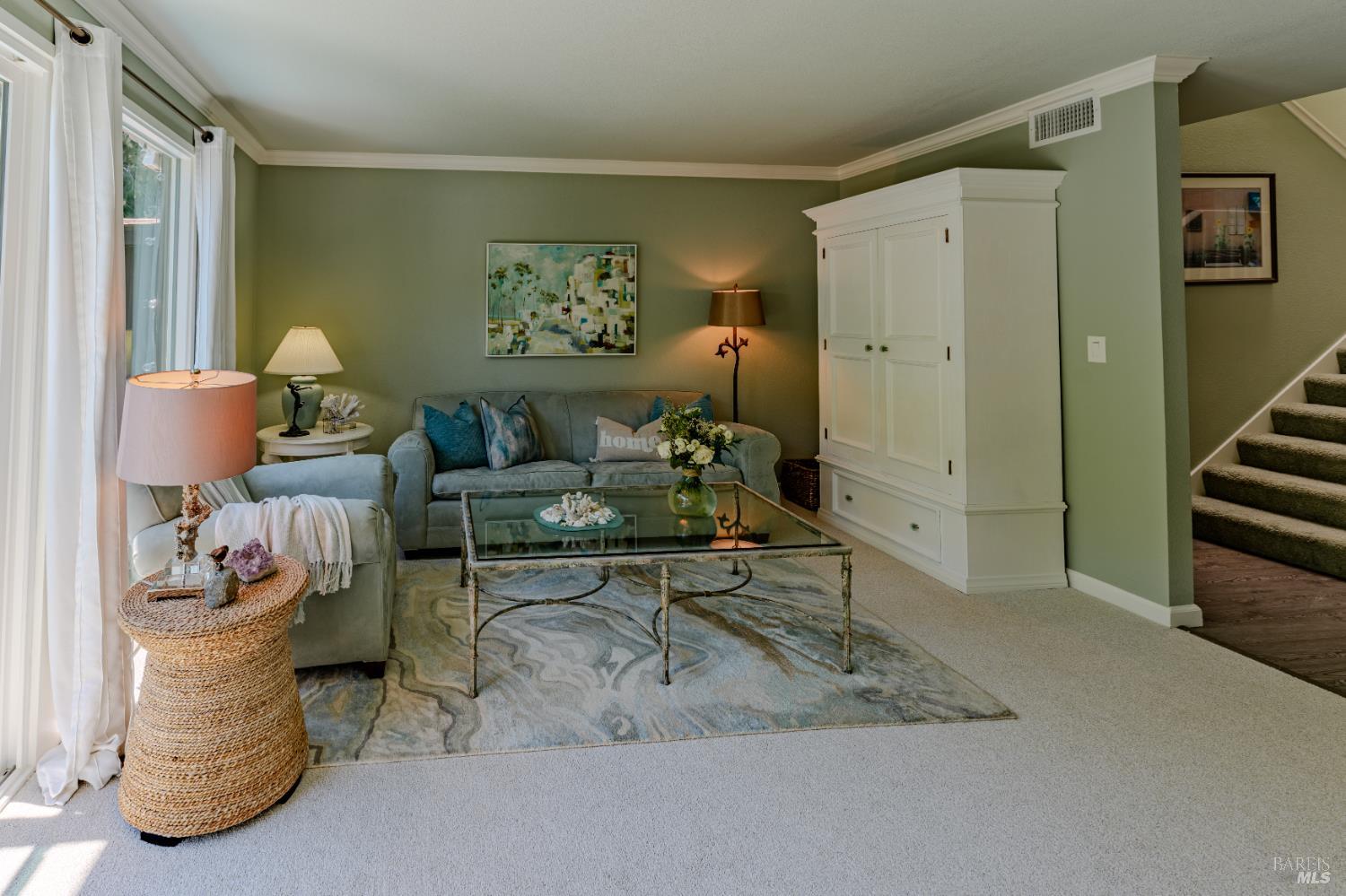 112 Surrey Lane San Rafael, CA 94903 - Photo 2 of 29