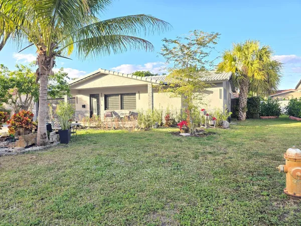 $659,000 | 7811 Northwest 40th Court, Coral Springs, FL 33065