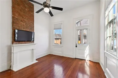$2,900 | 3134 Burgundy Street, New Orleans, LA 70117