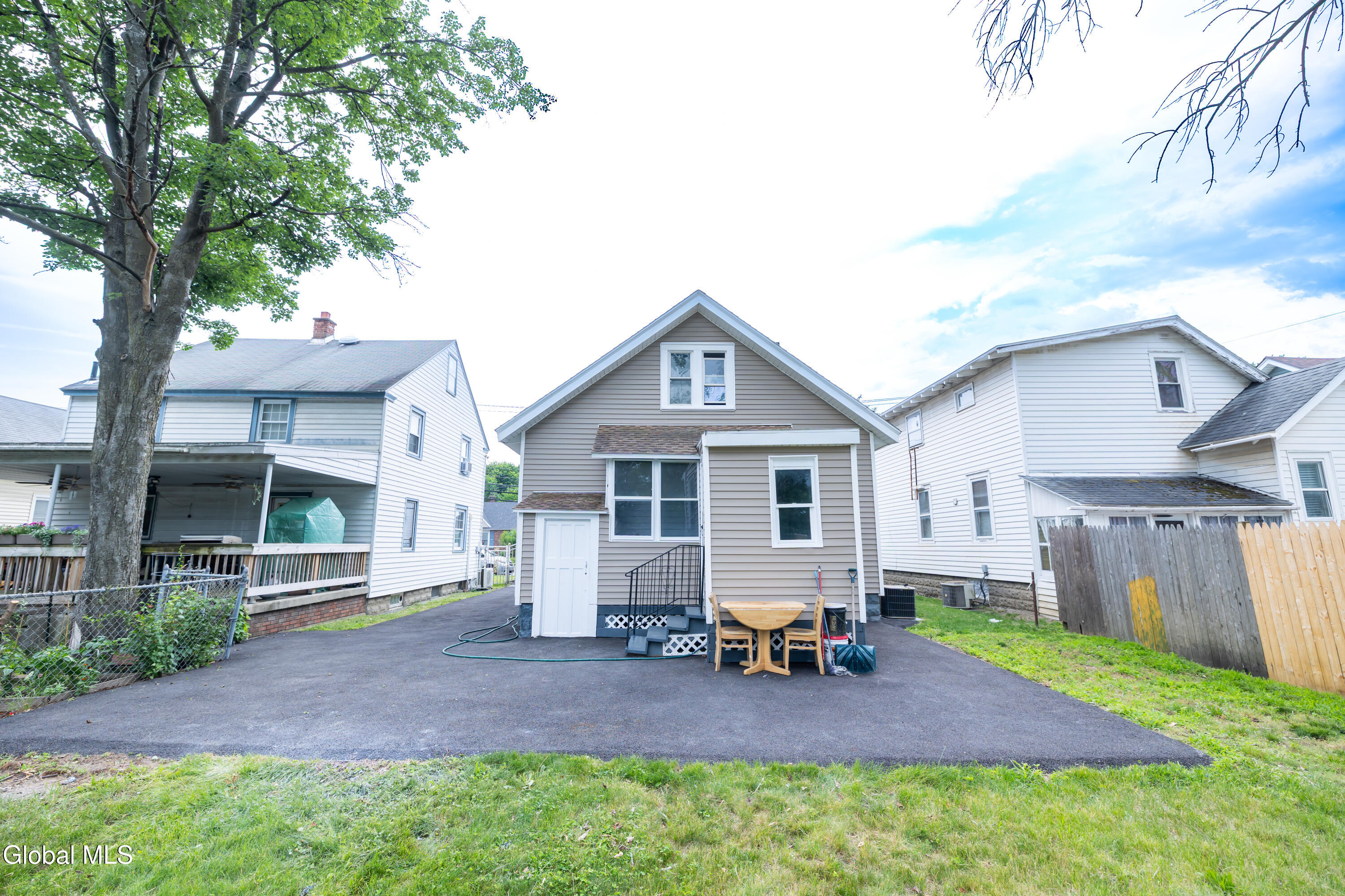 755 Curry Road Rotterdam, NY 12306 - Photo 39 of 40 0S4A6695