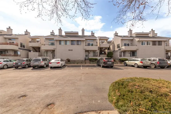 $210,000 | 1830 Newland Court, Unit 324, Lakewood, CO 80214
