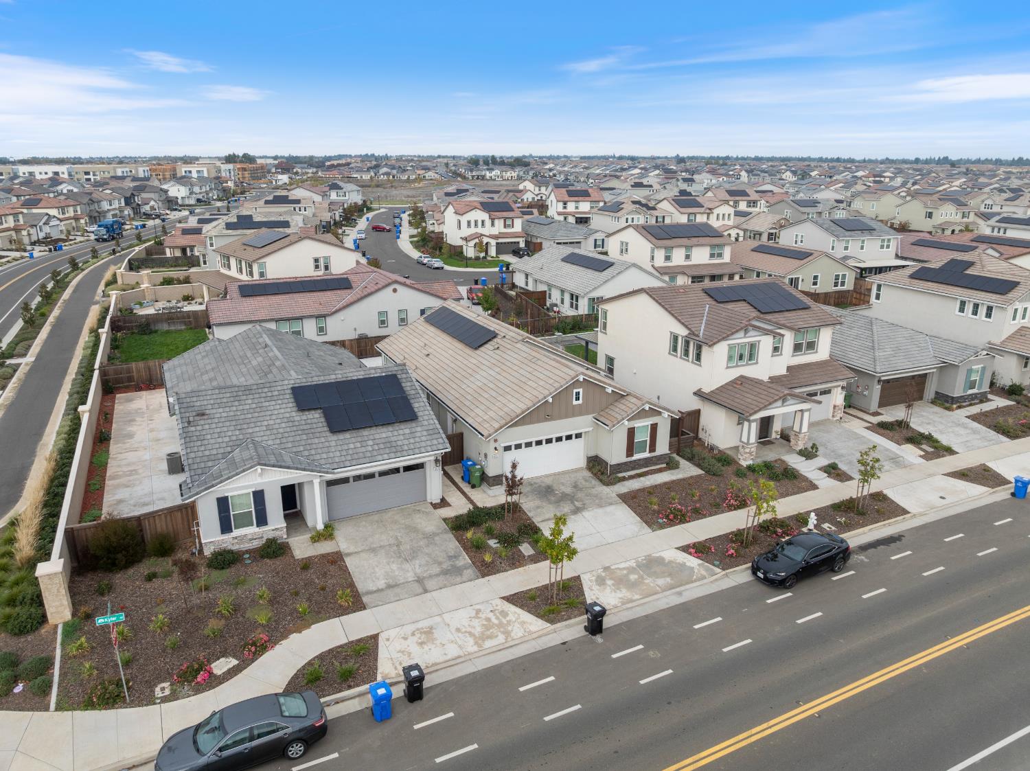 8333 Kyler Road Elk Grove, CA 95757 - Photo 36 of 42