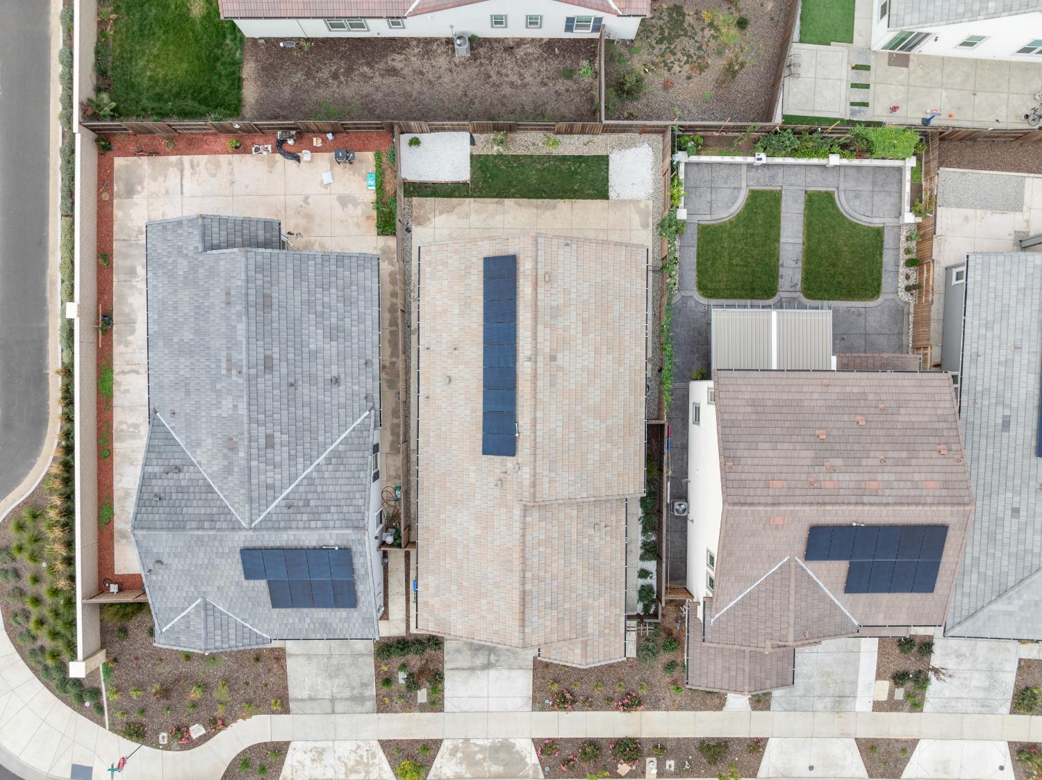 8333 Kyler Road Elk Grove, CA 95757 - Photo 37 of 42