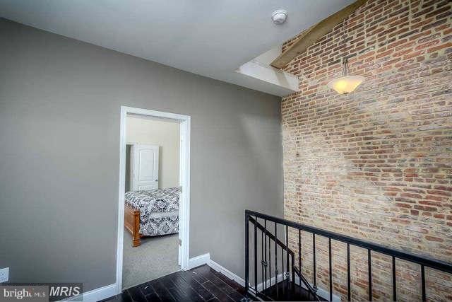 3616 Reisterstown Road Baltimore, MD 21215 - Photo 13 of 26 a view of entryway