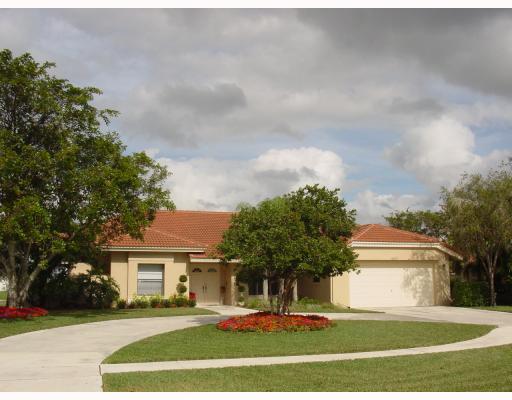 20737 Waters Edge Court Boca Raton, FL 33498 - Photo 1 of 16 Primary Photo