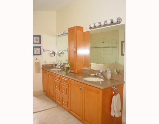 20737 Waters Edge Court Boca Raton, FL 33498 - Photo 5 of 16 Additional Photo