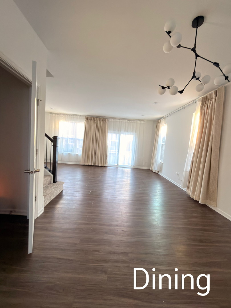 522 Wolverine Drive, Unit 522 Aurora, IL 60502 - Photo 14 of 51