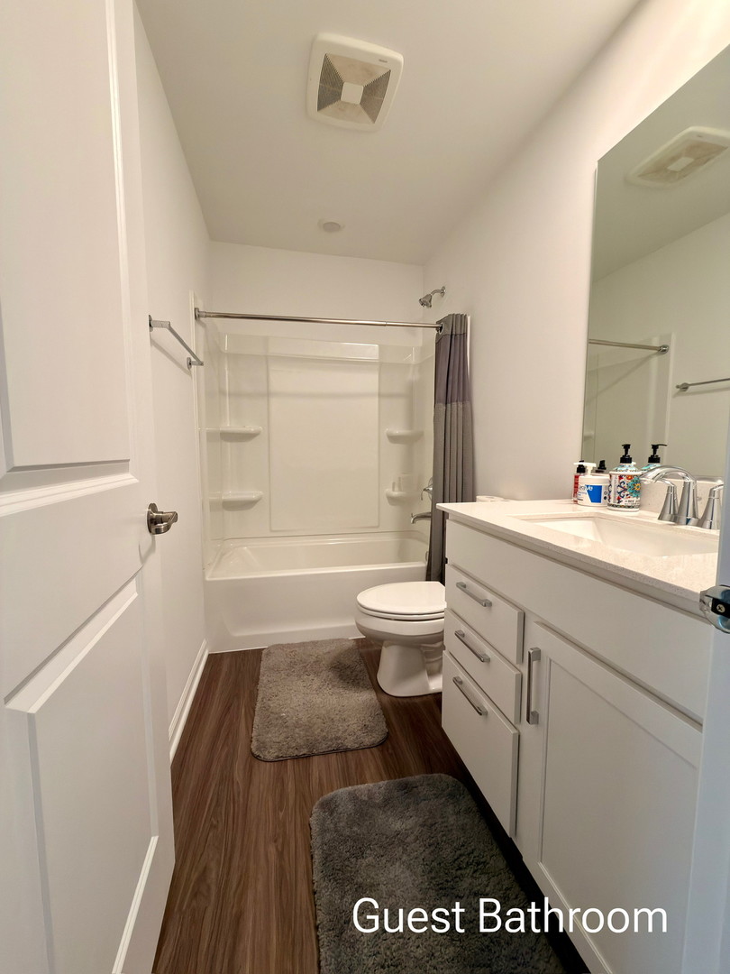 522 Wolverine Drive, Unit 522 Aurora, IL 60502 - Photo 15 of 51