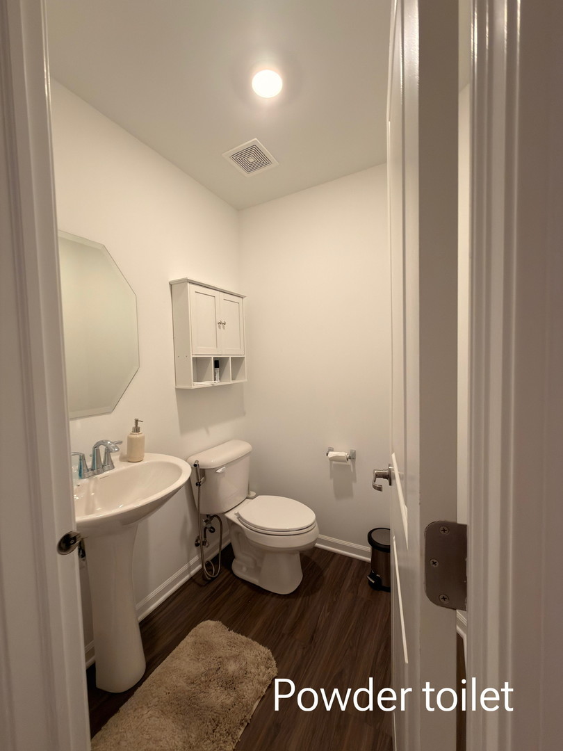 522 Wolverine Drive, Unit 522 Aurora, IL 60502 - Photo 17 of 51