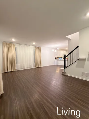 $2,900 | 522 Wolverine Drive, Unit 522, Aurora, IL 60502