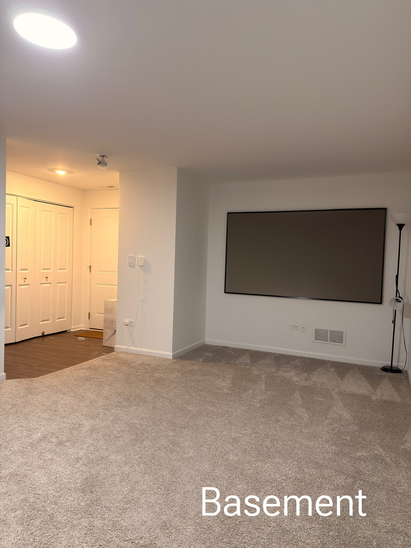 522 Wolverine Drive, Unit 522 Aurora, IL 60502 - Photo 24 of 51