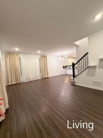 $2,900 | 522 Wolverine Drive, Unit 522, Aurora, IL 60502