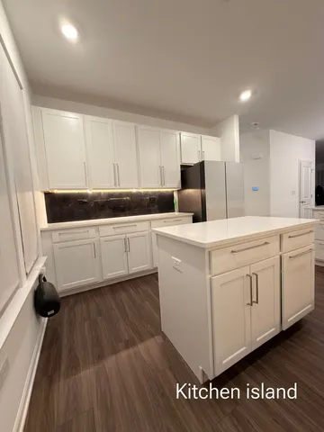 $2,900 | 522 Wolverine Drive, Unit 522, Aurora, IL 60502