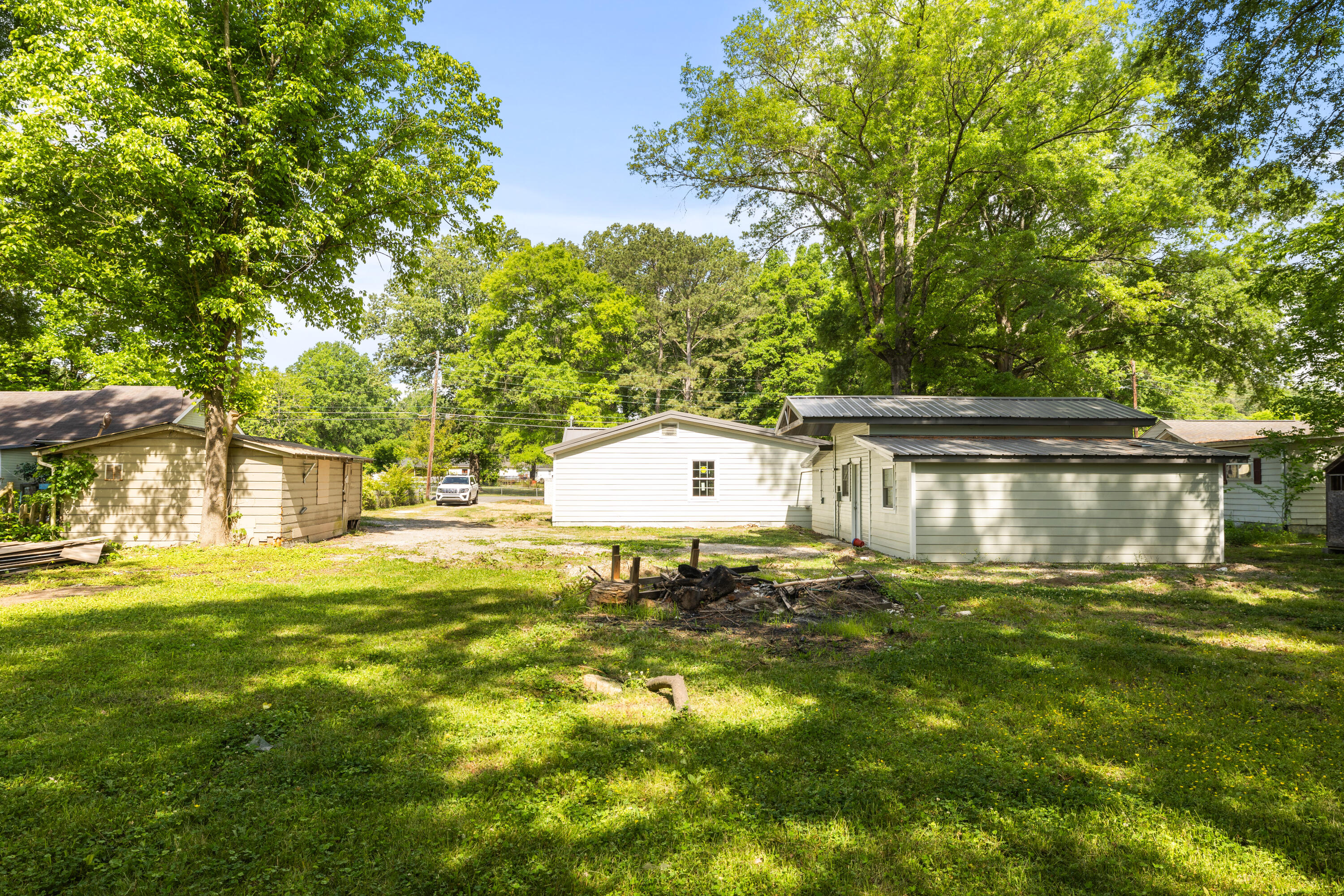 1432 Happy Valley Road Rossville, GA 30741 - Photo 19 of 19 Lawn