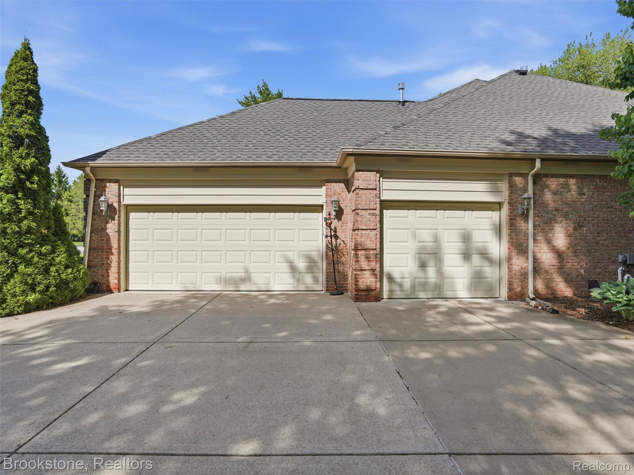 9523 Quail Ridge Run Brighton, MI 48114 - Photo 50 of 50 53-DSC01042.jpg