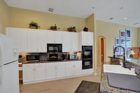 $499,000 | 7338 Falls Road West, Boynton Beach, FL 33437