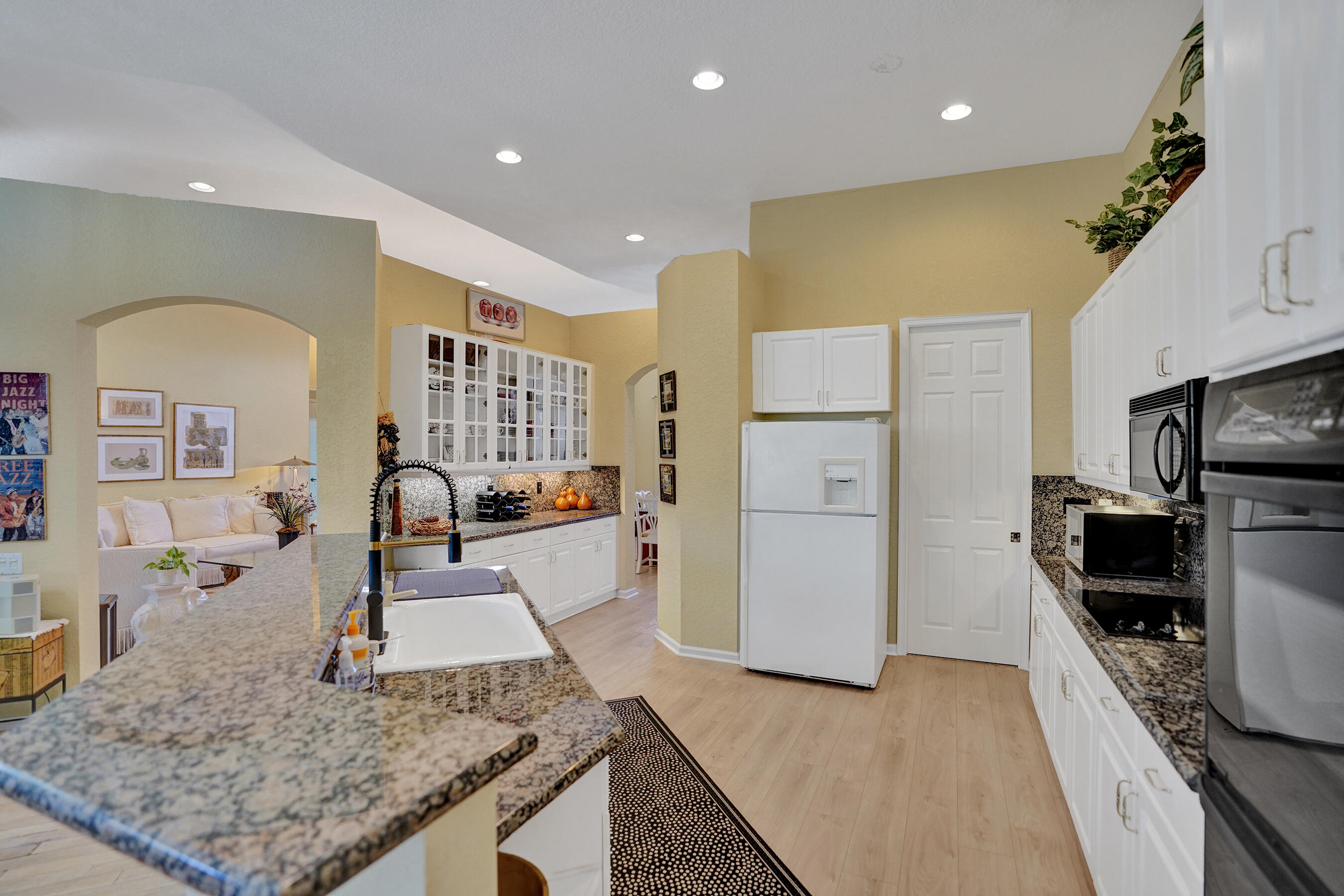 7338 Falls Road West Boynton Beach, FL 33437 - Photo 20 of 54 DSC07573