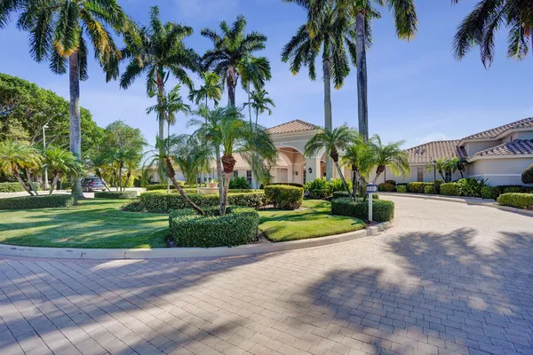 $499,000 | 7338 Falls Road West, Boynton Beach, FL 33437