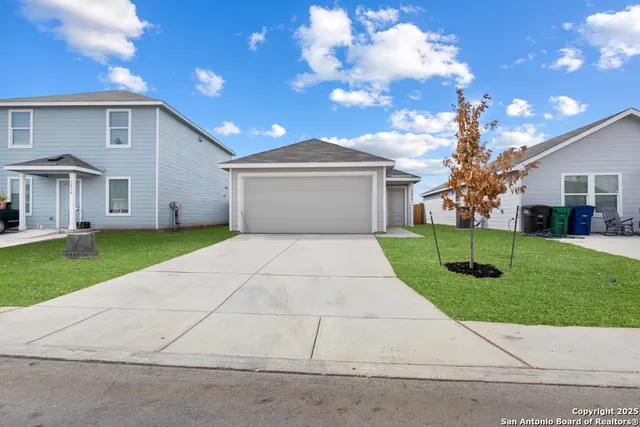 $1,295 | 1014 Graham Bend, San Antonio, TX 78221