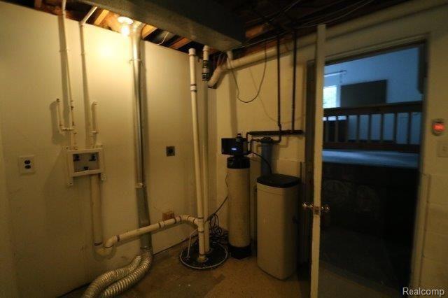 1545 East Burnside Road North Branch, MI 48461 - Photo 14 of 20 IMG_6062.jpg