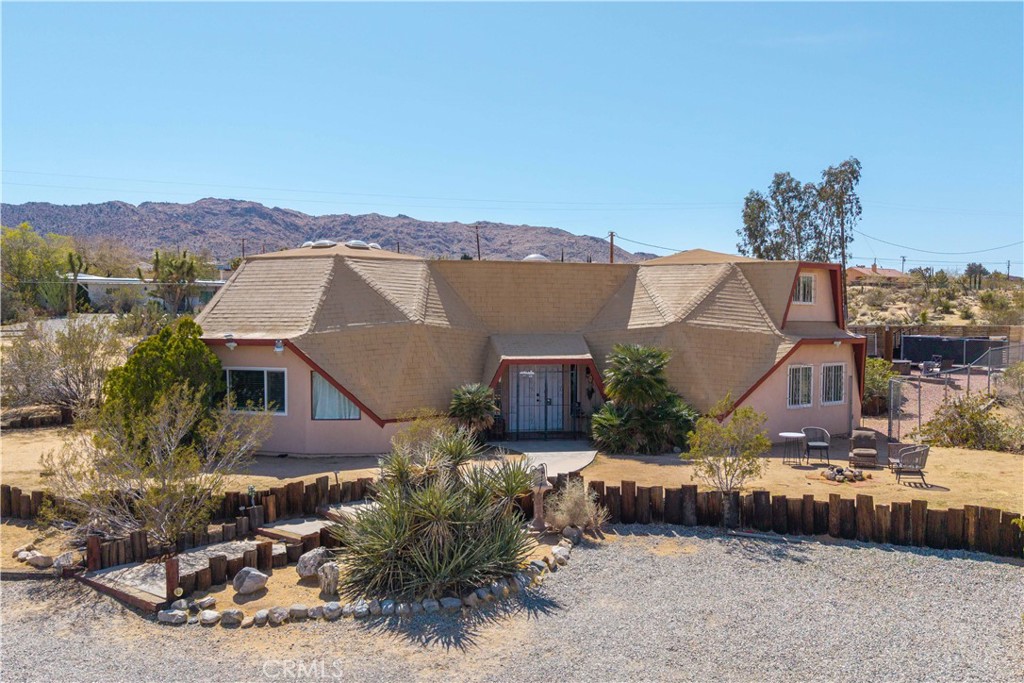 6888 Sunnyhill Road Joshua Tree, CA 92252 - Photo 1 of 62