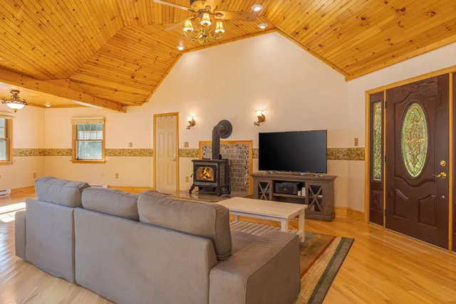 $698,000 | 139 Havey Point Road, Hancock, ME 04640