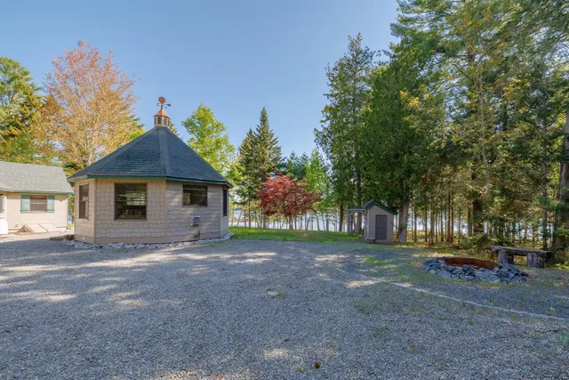 $698,000 | 139 Havey Point Road, Hancock, ME 04640