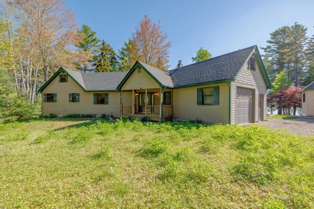 $698,000 | 139 Havey Point Road, Hancock, ME 04640