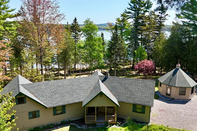 $698,000 | 139 Havey Point Road, Hancock, ME 04640