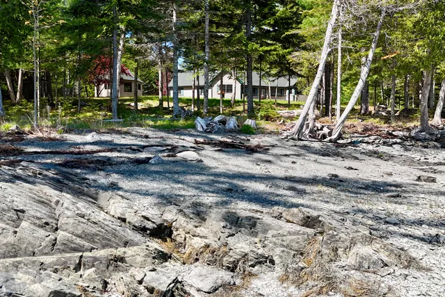 $698,000 | 139 Havey Point Road, Hancock, ME 04640