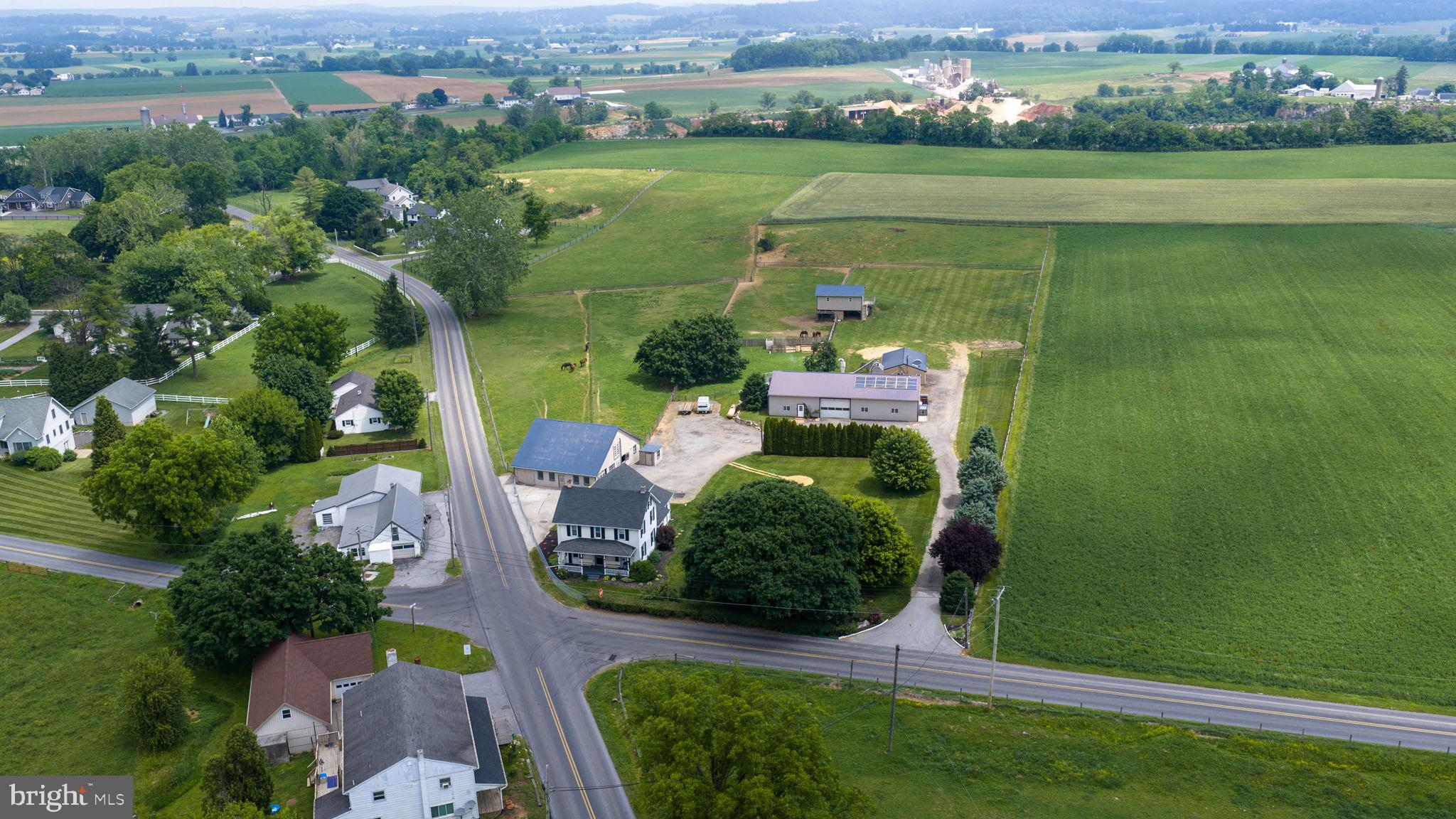 645 Mt Vernon Road Gap, PA 17527 - Photo 4 of 78