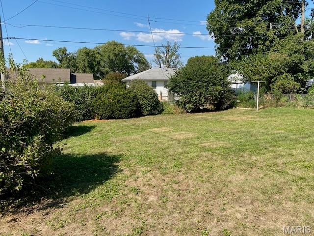 215 Derhake Road Florissant, MO 63031 - Photo 14 of 17 Gallery Image 14