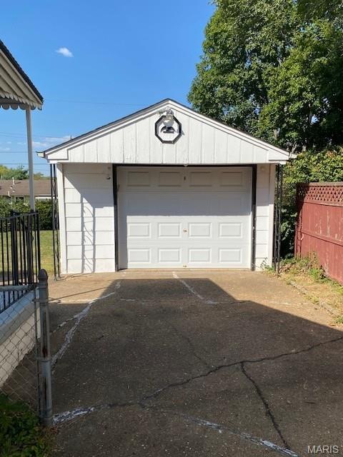 215 Derhake Road Florissant, MO 63031 - Photo 16 of 17 Gallery Image 16