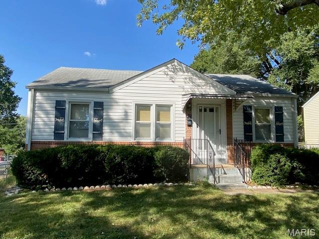 215 Derhake Road Florissant, MO 63031 - Photo 2 of 17 Gallery Image 2