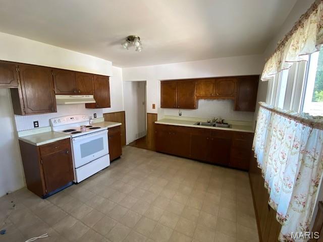 215 Derhake Road Florissant, MO 63031 - Photo 4 of 17 Gallery Image 4