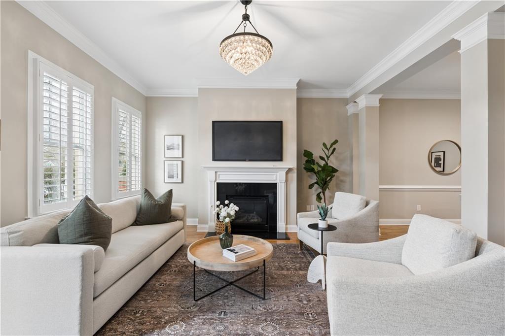 2723 Davis Oaks Way Decatur, GA 30033 - Photo 2 of 67