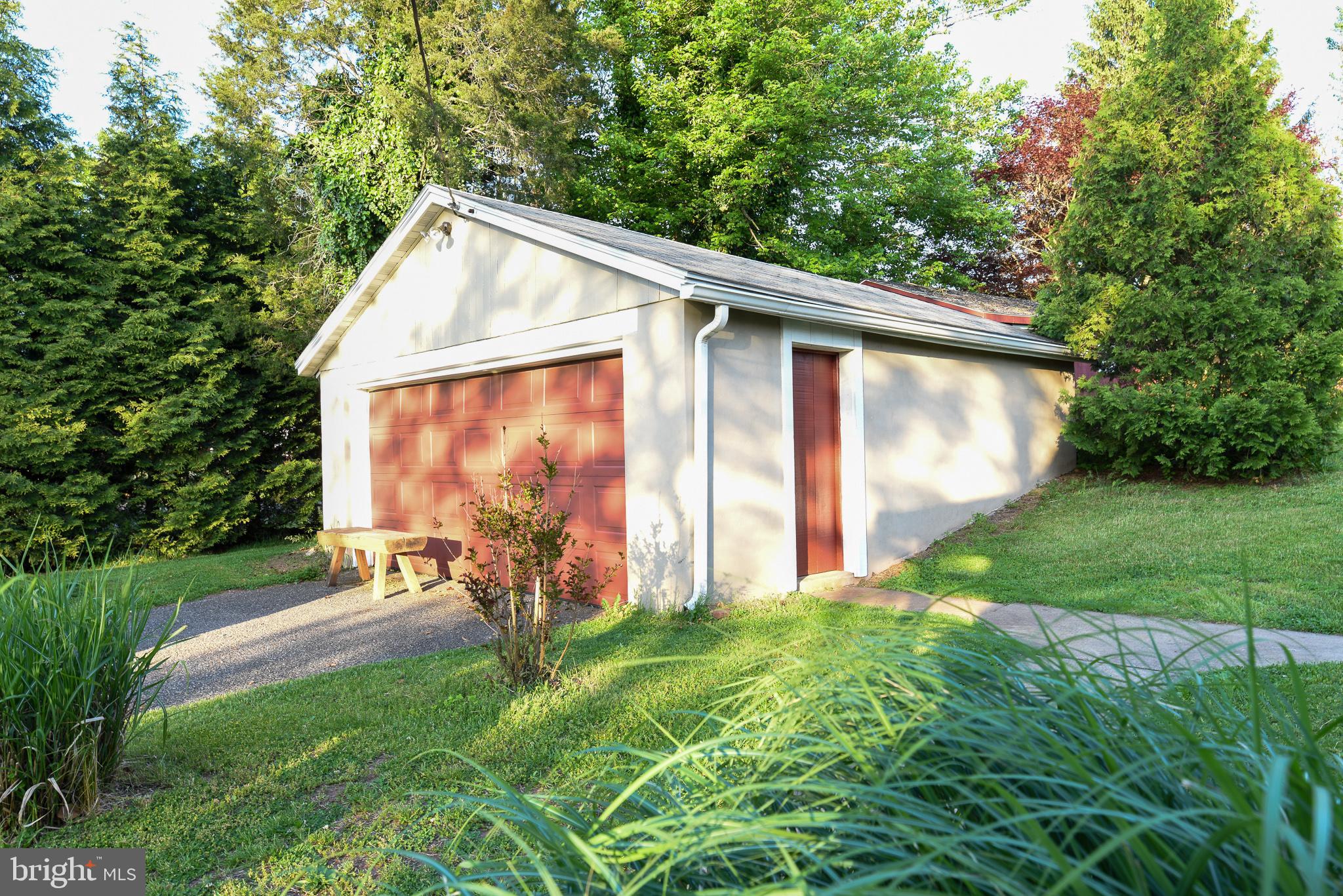 1431 Geigertown Road Birdsboro, PA 19508 - Photo 7 of 24 Gallery Image 7