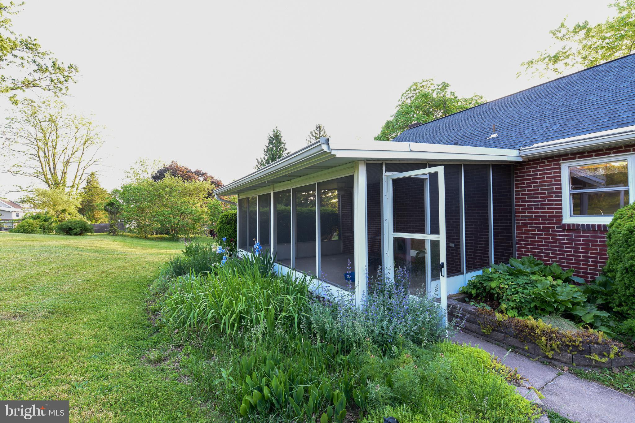 1431 Geigertown Road Birdsboro, PA 19508 - Photo 9 of 24 Gallery Image 9
