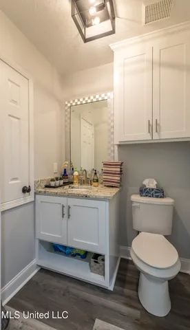 $395,000 | 207 Hickory Hill Drive, Hattiesburg, MS 39402