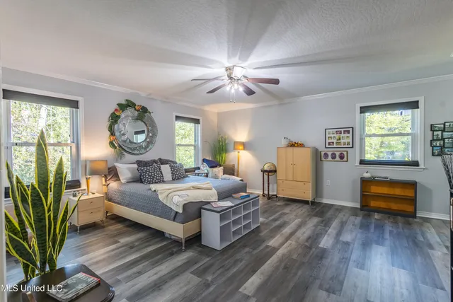 $395,000 | 207 Hickory Hill Drive, Hattiesburg, MS 39402