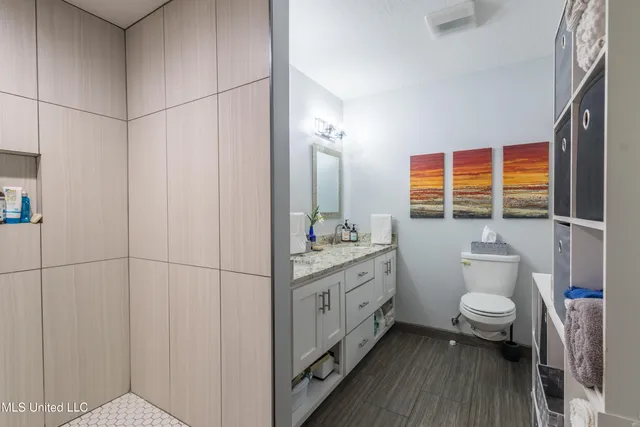 $395,000 | 207 Hickory Hill Drive, Hattiesburg, MS 39402