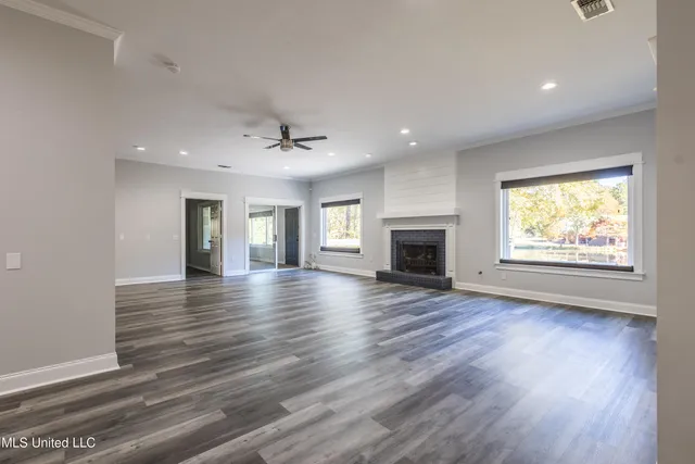 $395,000 | 207 Hickory Hill Drive, Hattiesburg, MS 39402